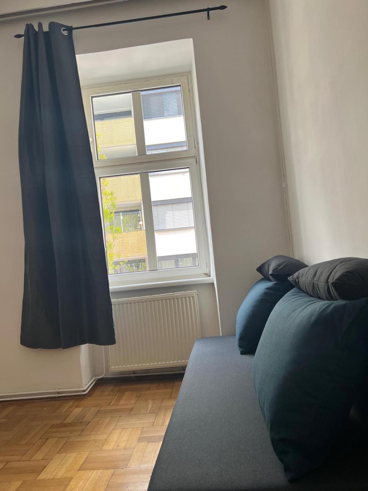 Apartment 1br For 5p Location Wien